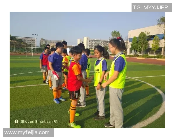 学校购进足球提升学生体育素养促进团队合作精神培养健康生活方式 学校购进足球提升学生体育素养促进团队合作精神培养健康生活方式